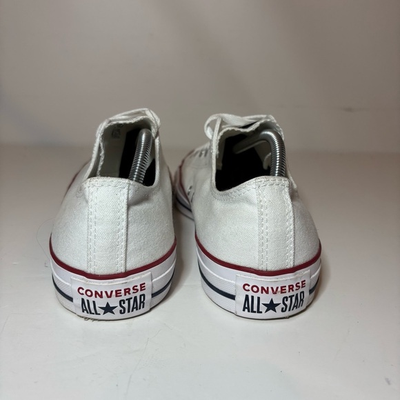Men’s Size 11 - Converse Chuck Taylor All Star Low Optic White Sneakers Shoes - Picture 7 of 9